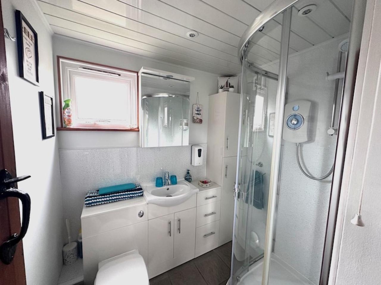 Saving Grace With Private Hot Tub Villa Bawdeswell Ngoại thất bức ảnh